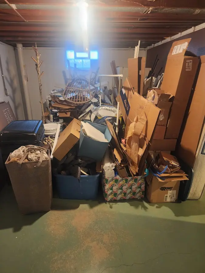 Roll-off dumpster container at job site for Construction Dumpster Rental in Mililani Mauka